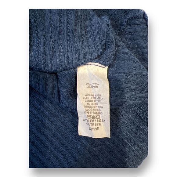 Braeve Open Shoulder Blue Thermal Top Size Small - Picture 4 of 5